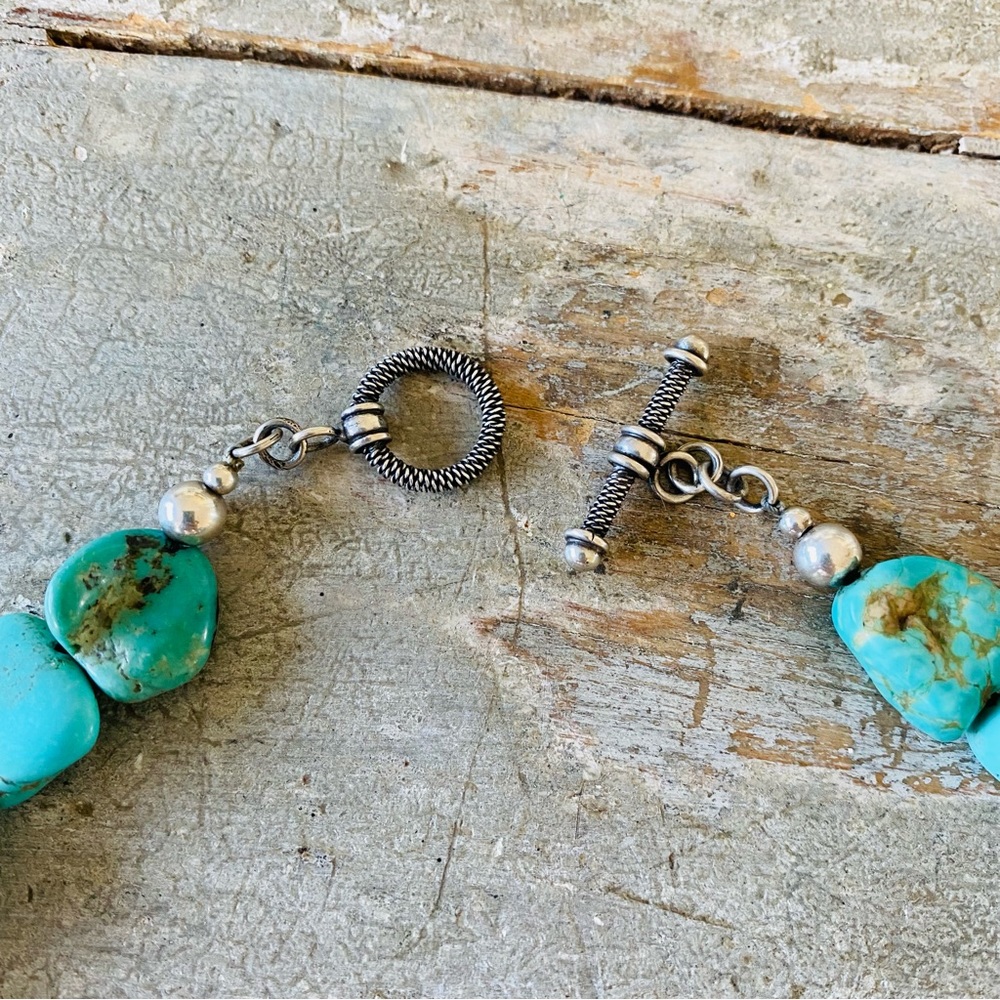 SOLD ♥️ Navajo ♥️ Vintage Sterling Silver & Turquoise Toggle Necklace - Picture 6 of 8